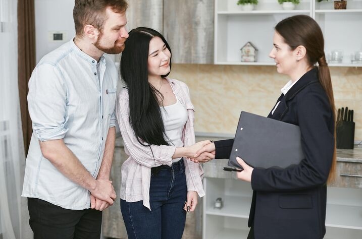 Dynamic Discounting and Budgeting Season